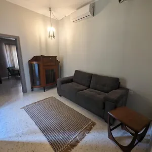 Stylish Retro Apartamento